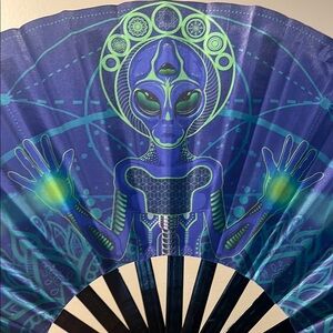 Blue Alien Fan